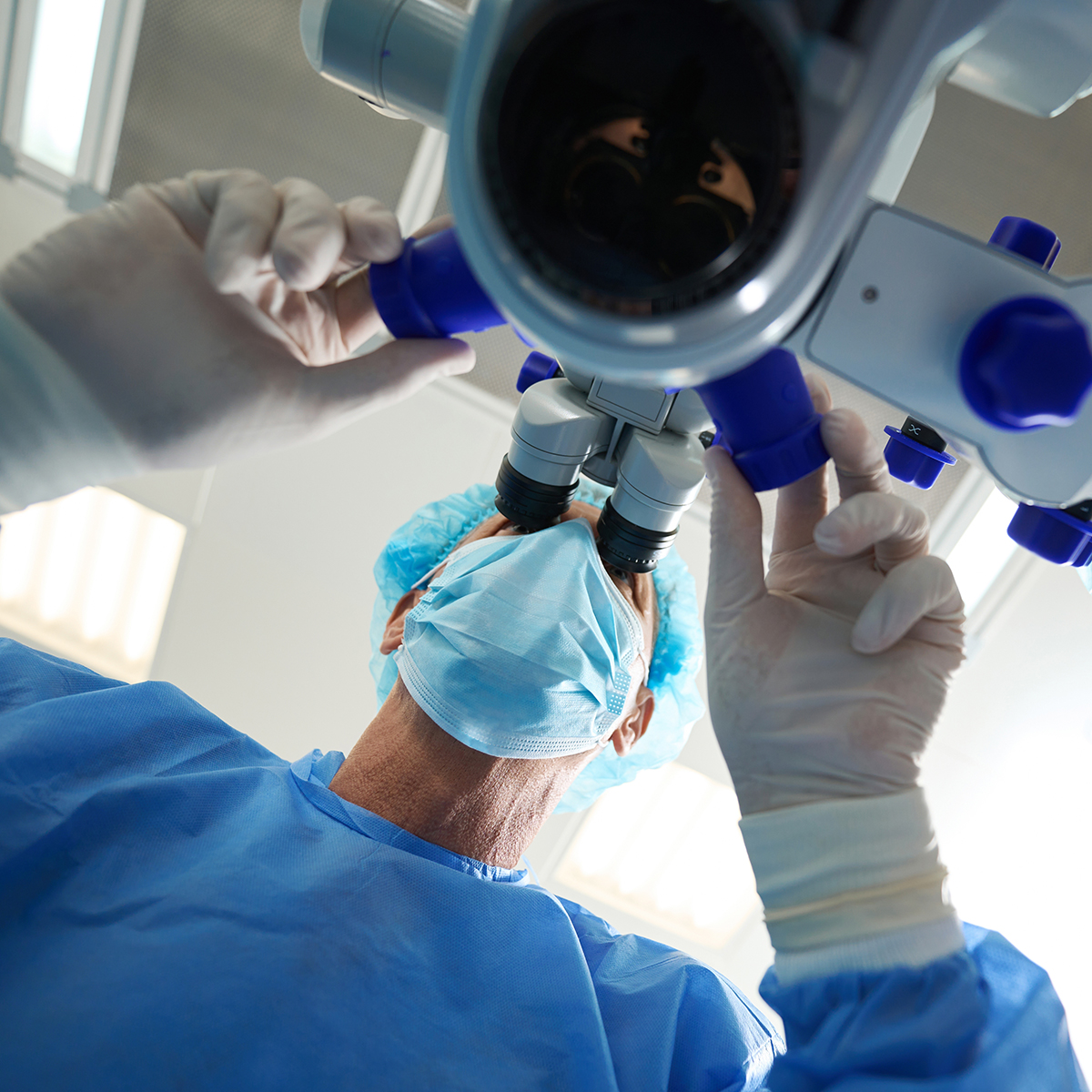 Laser-assisted cataract surgery day at Berg-Feinfield